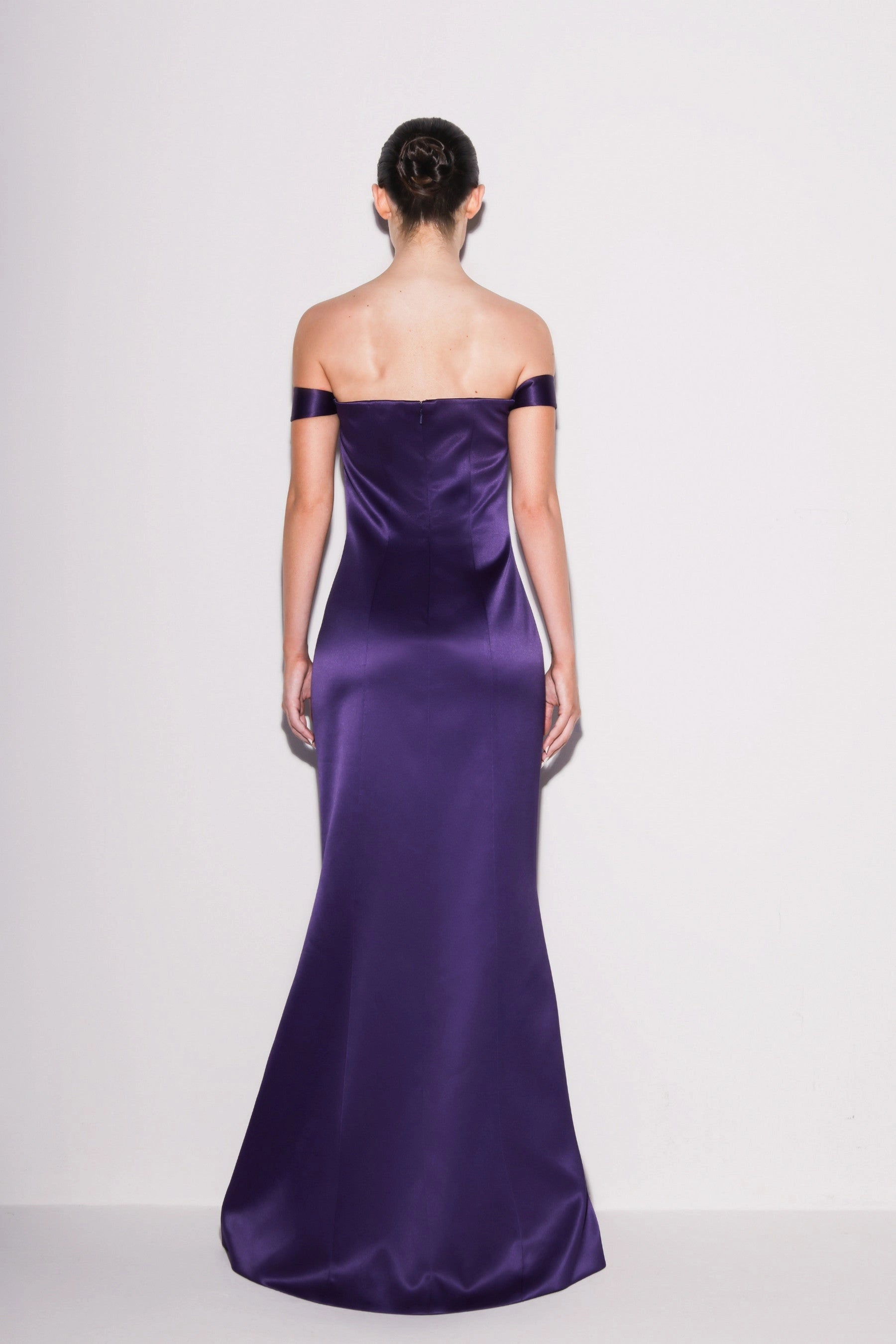Lustrous Taffeta Mermaid Gown Purple