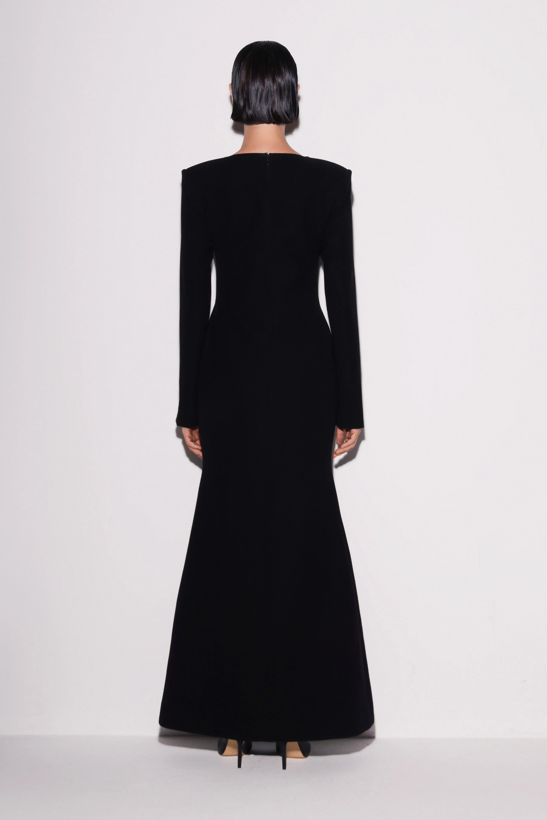 Sophisticated V-Neck Mermaid Gown