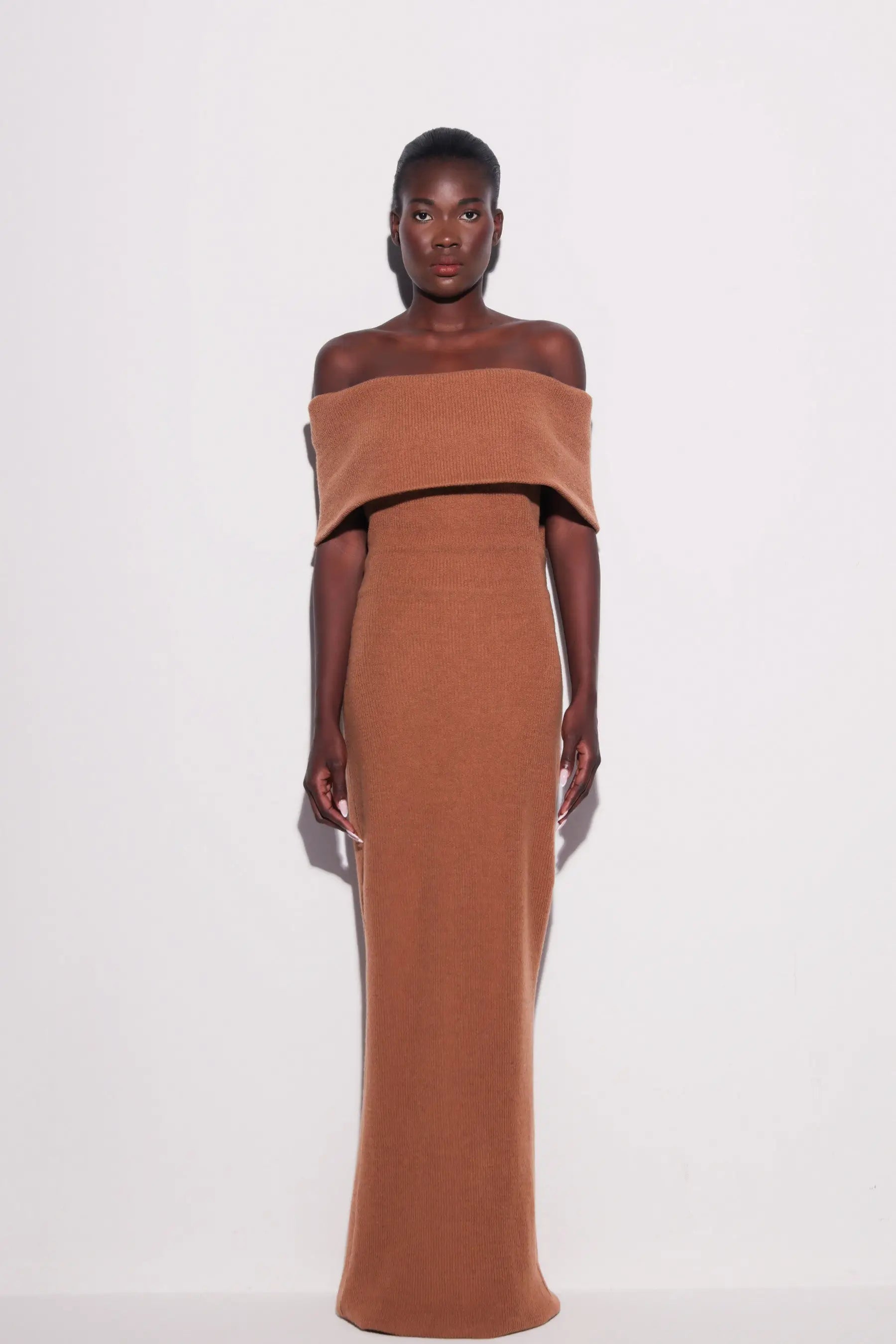 Elegant Knit Off-Shoulder Maxi Dress