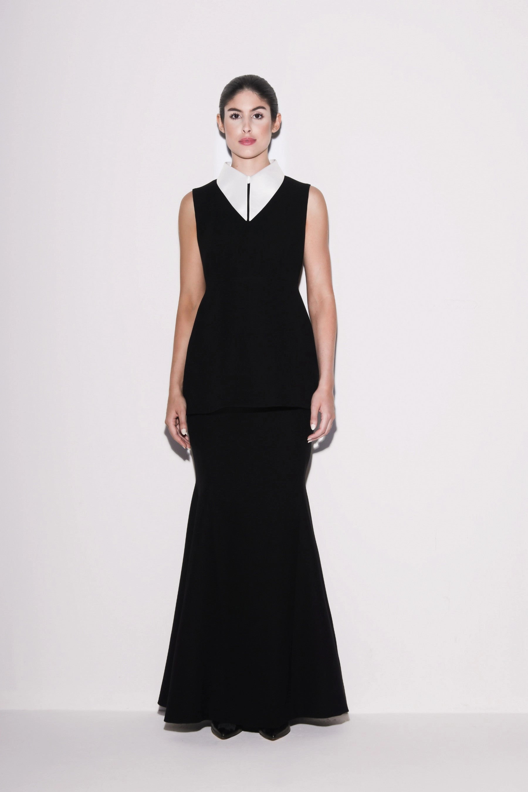 Signature Collared A-line Top & Elegant Skirt