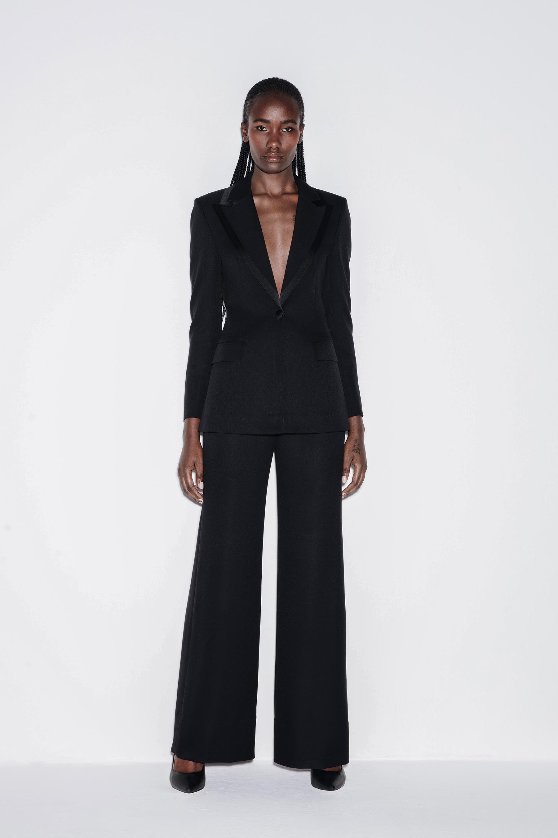 Satin & Twill Elegance Fitted Blazer