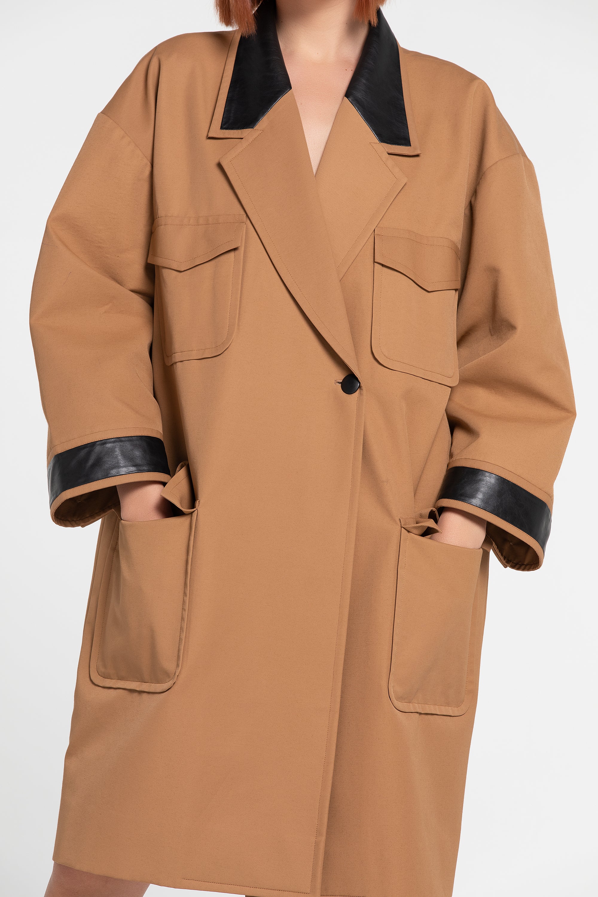 THE LILI ICONIC COAT (B2B)
