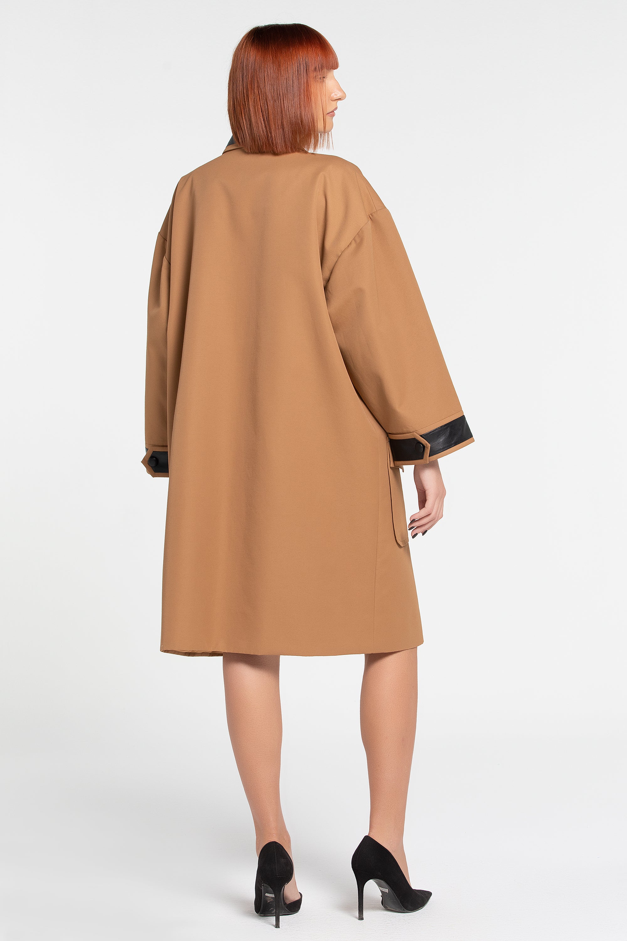 THE LILI ICONIC COAT (B2B)