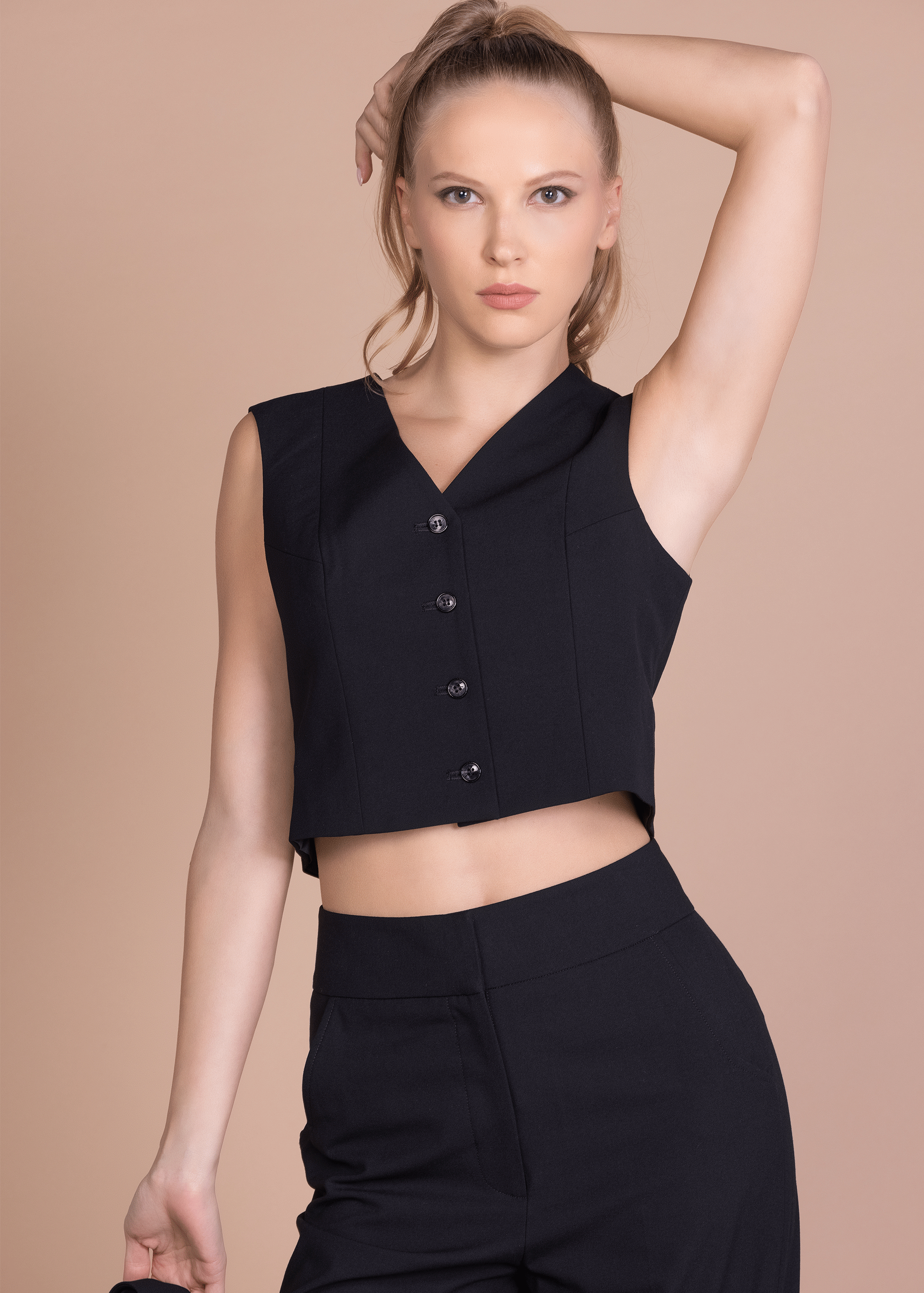 ELLEN CROPPED VEST (B2B)