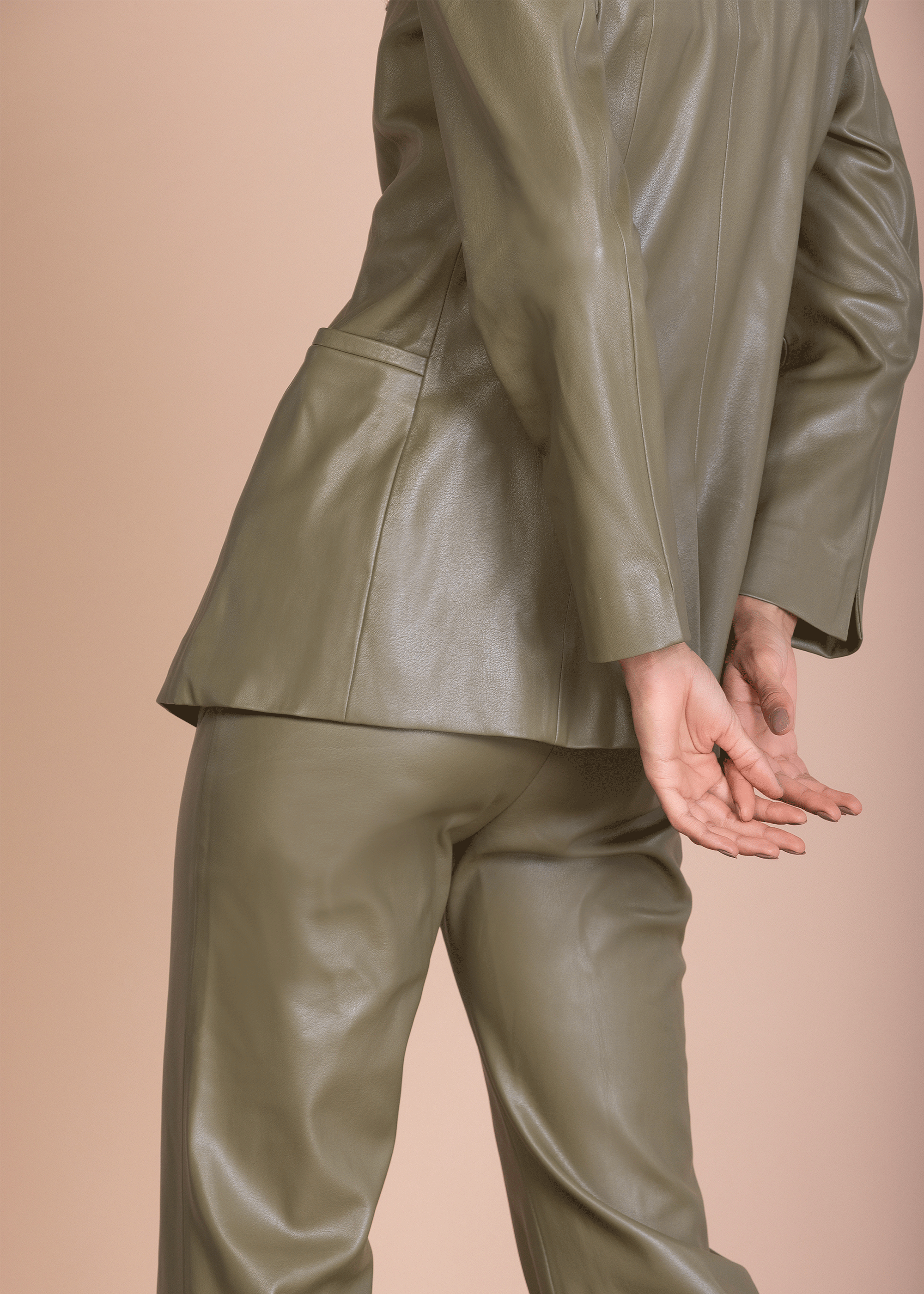 CLASSIC VEGAN LEATHER BLAZER (B2B)