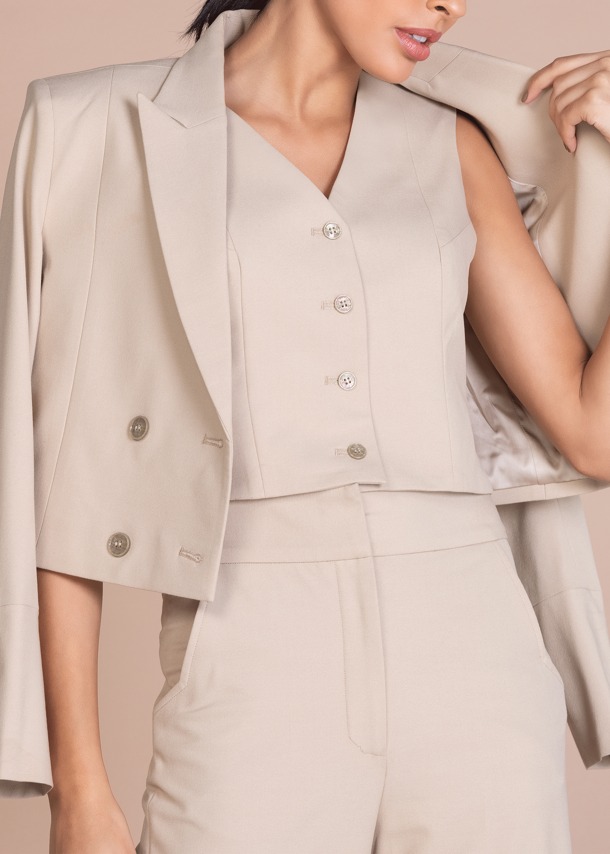 ELLEN CROPPED VEST (B2B)