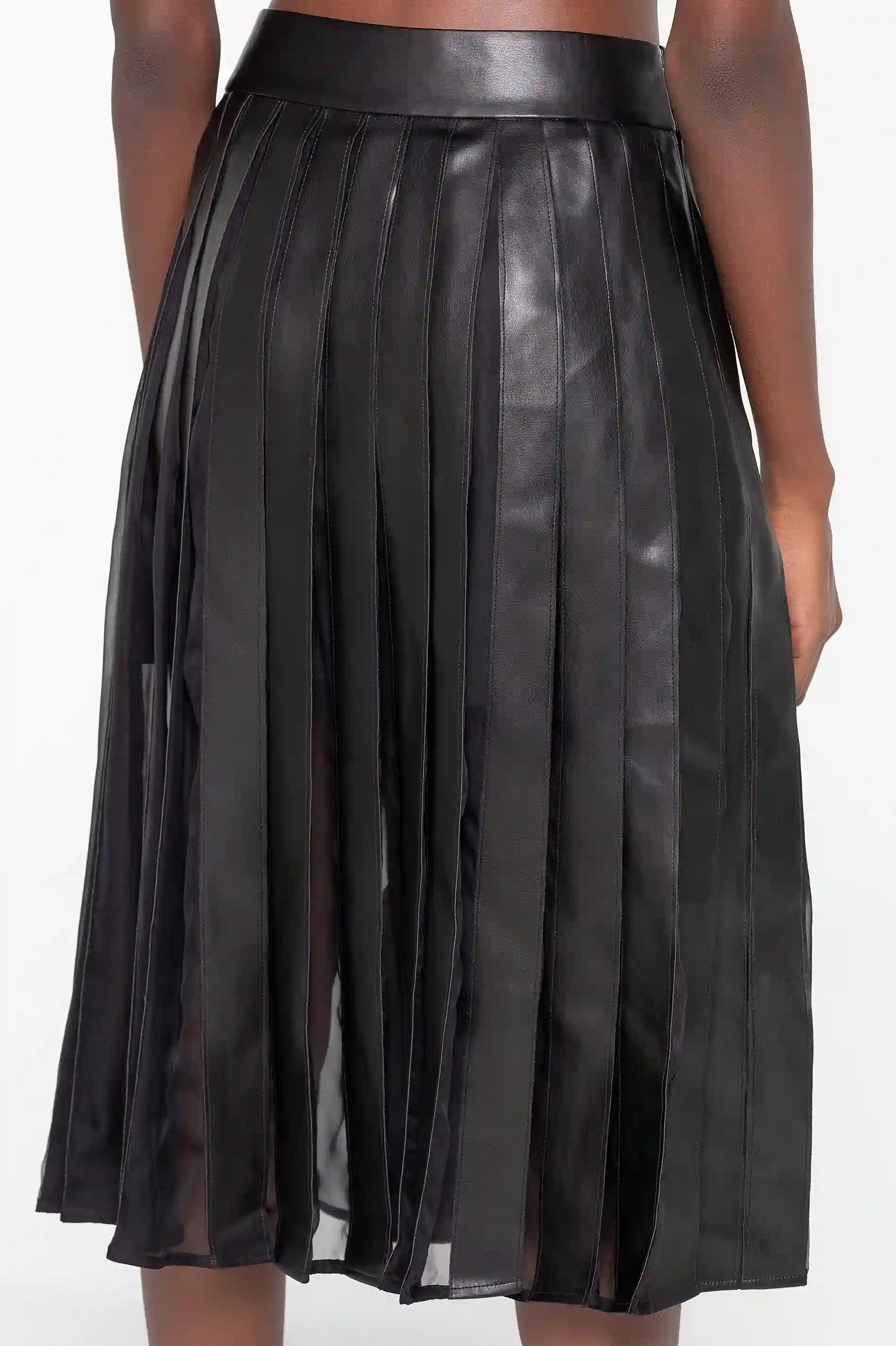 THE LILI RICH SKIRT SUIT (B2B)