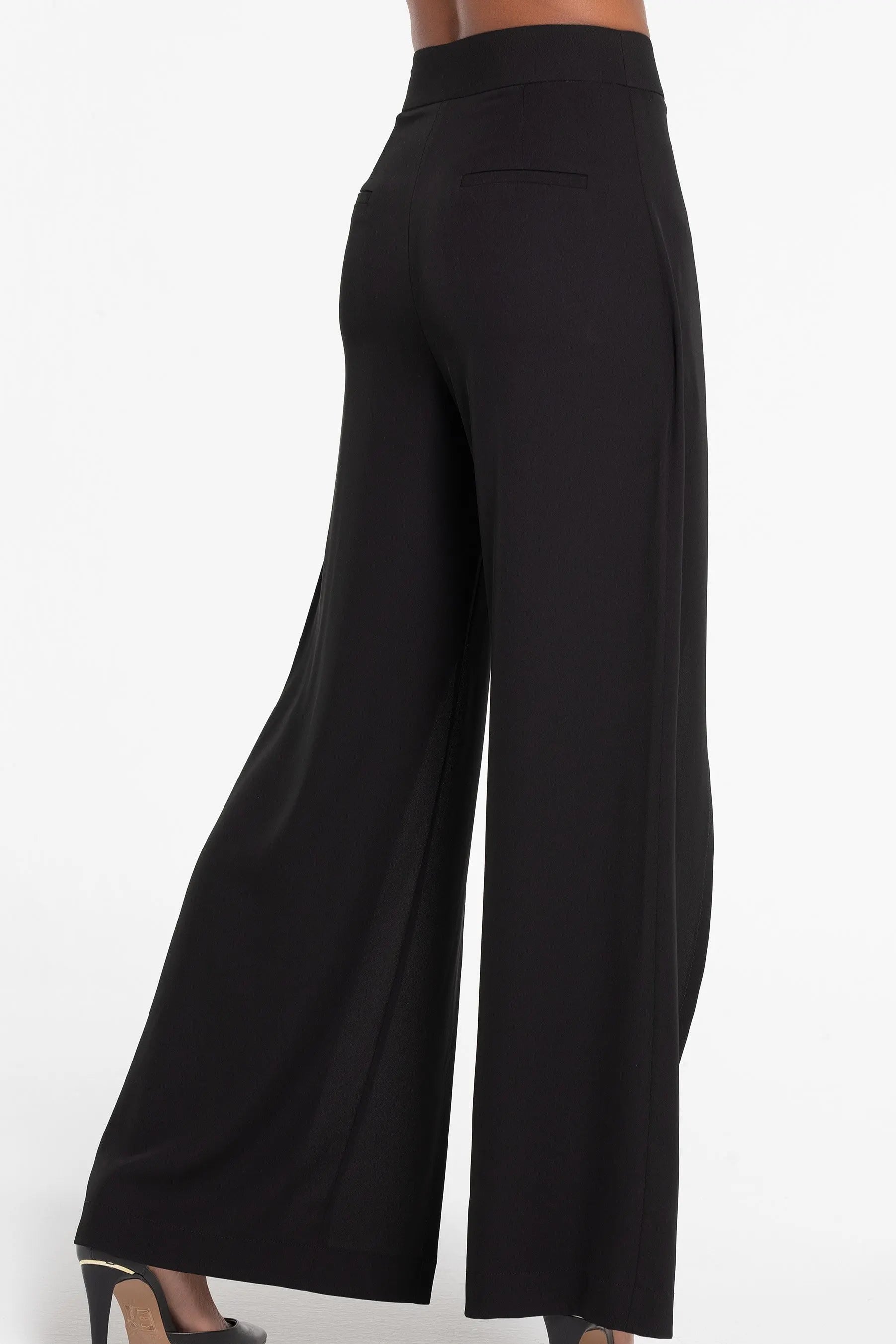 THE OVERLAPPED TROUSER (B2B)