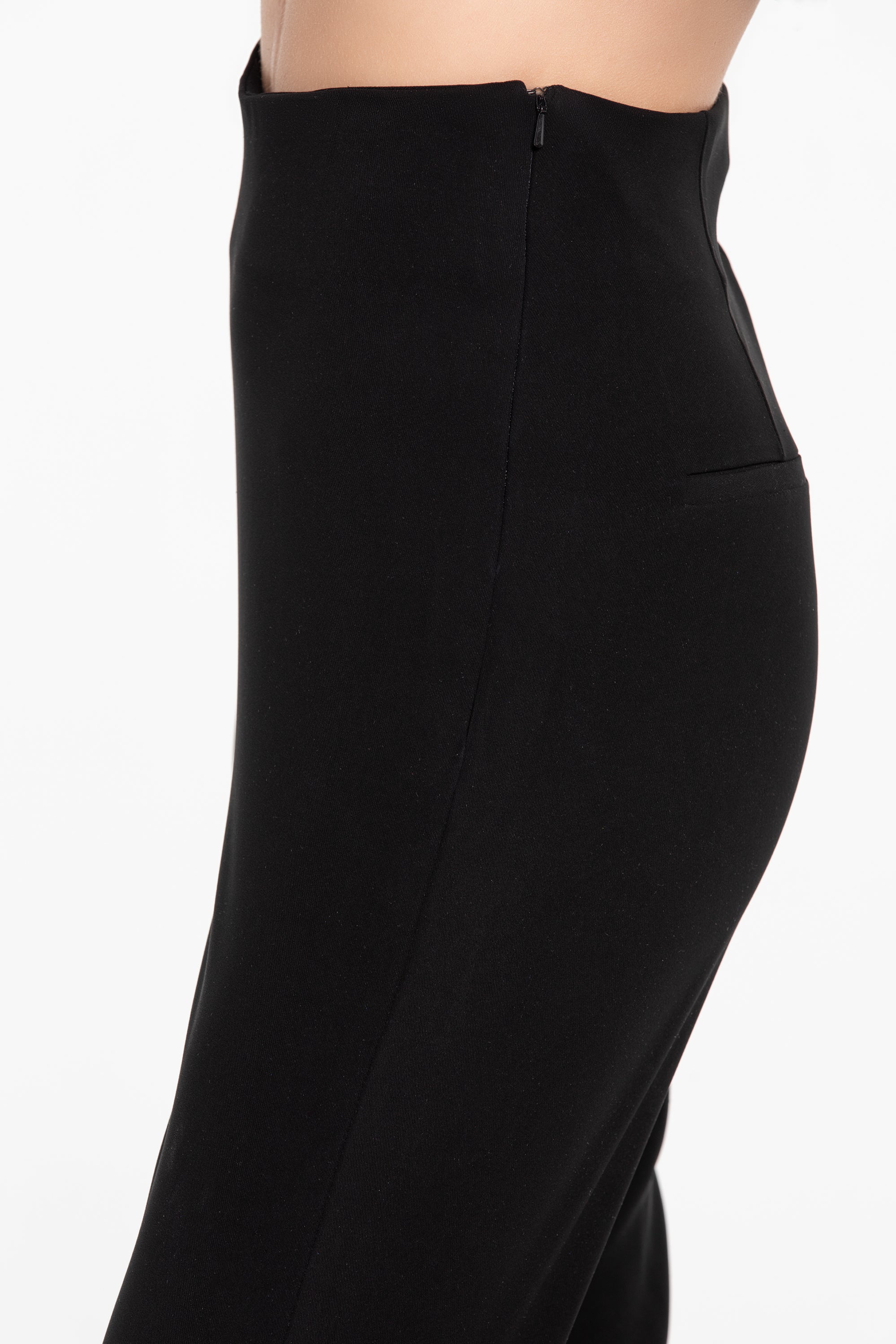 THE LILI CLASSIC SLEEVELESS SUIT (B2B)