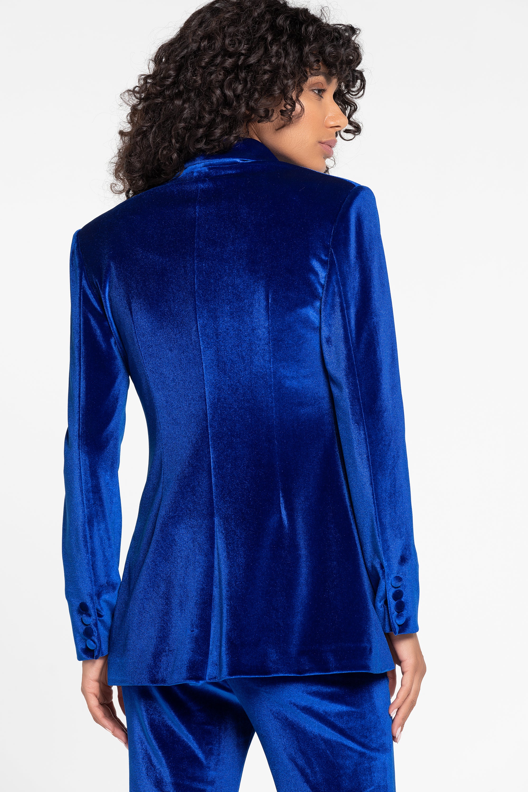 MISS LILI VELVET SUIT (B2B)