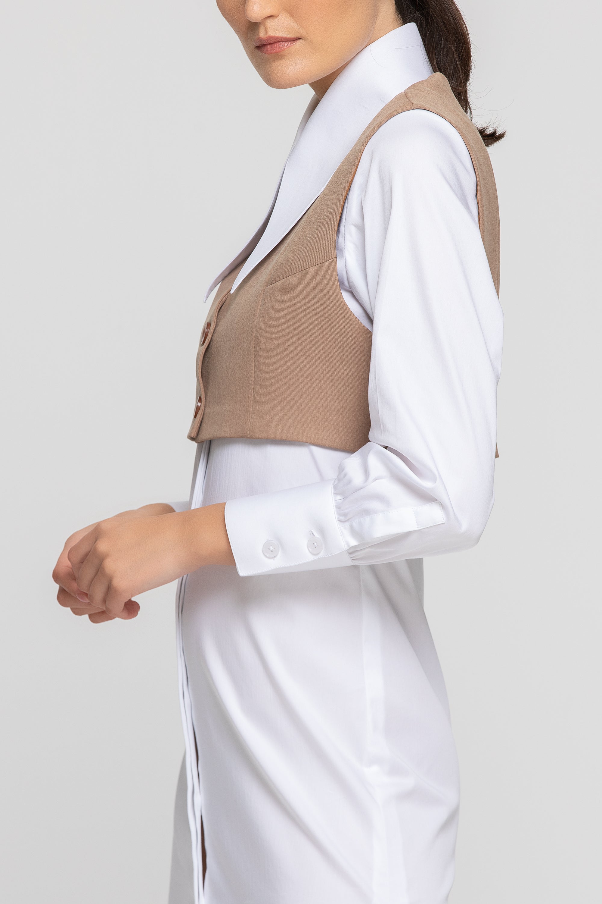 CLASSIC CROPPED VEST (B2B)