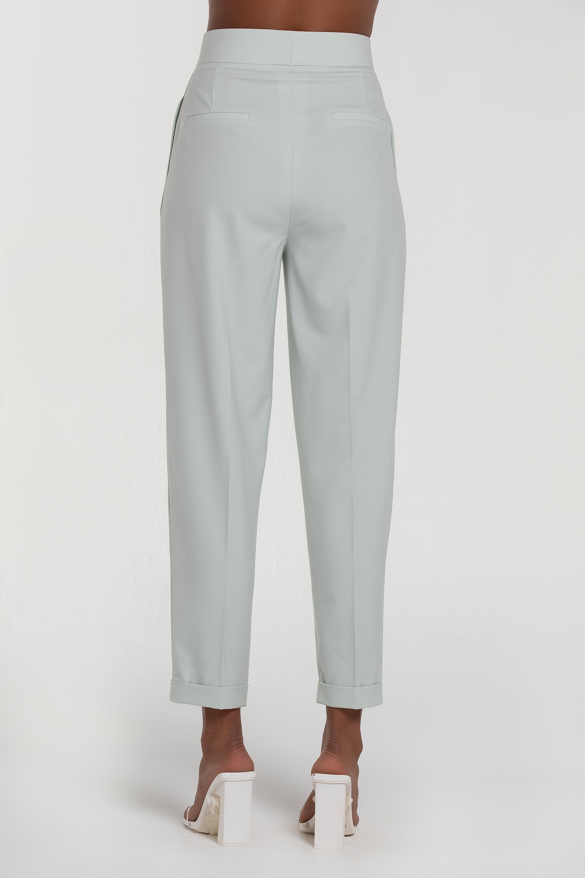 THE LILI LAPEL SUIT (B2B)