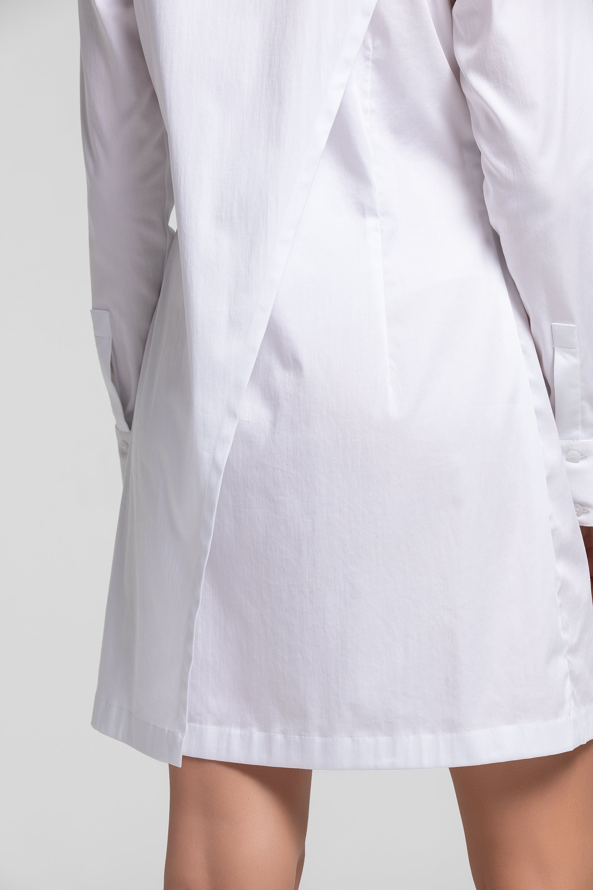 LILI'S ICONIC COLLAR SHIRT DRESS (B2B)