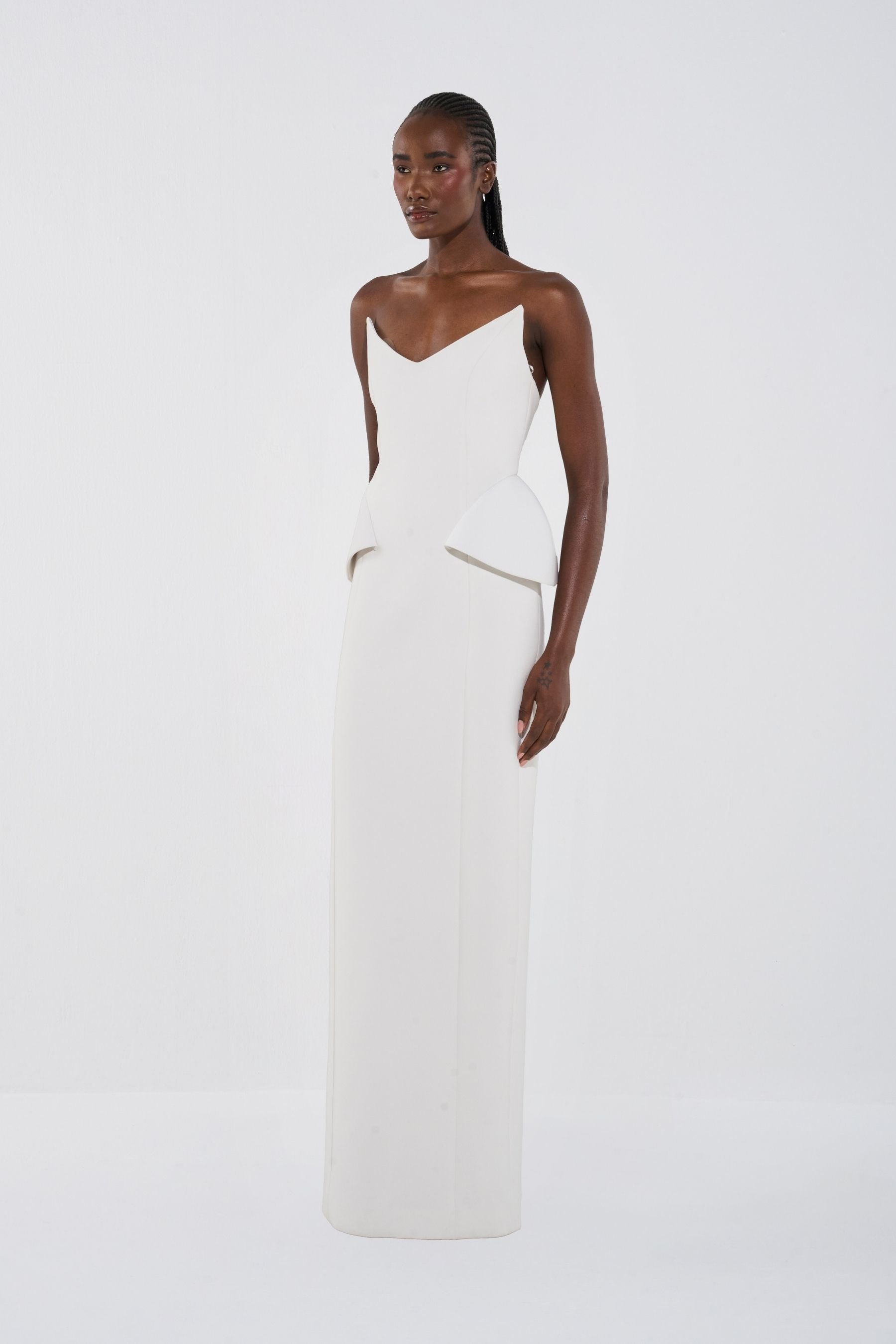 The Strapless Structured Gown