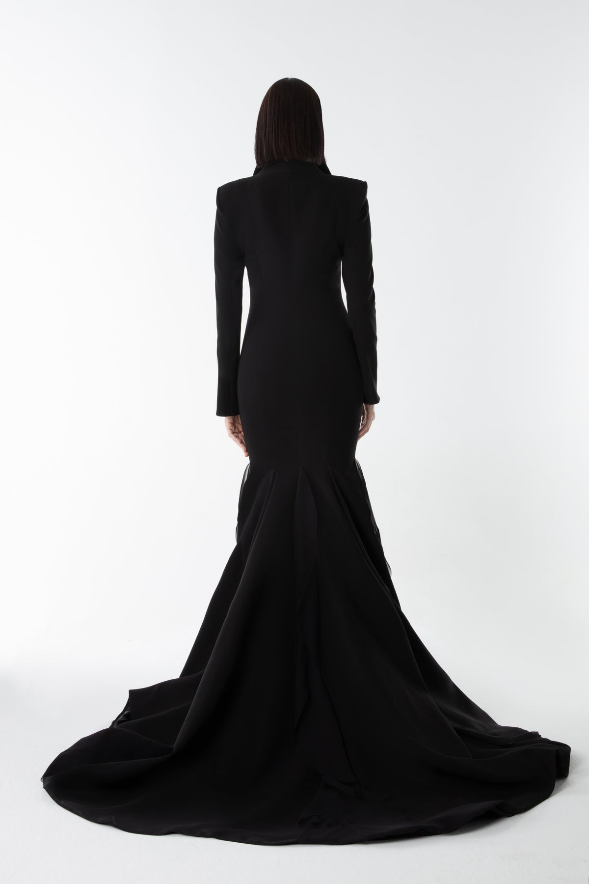 Curve Gown in Thick Crepe