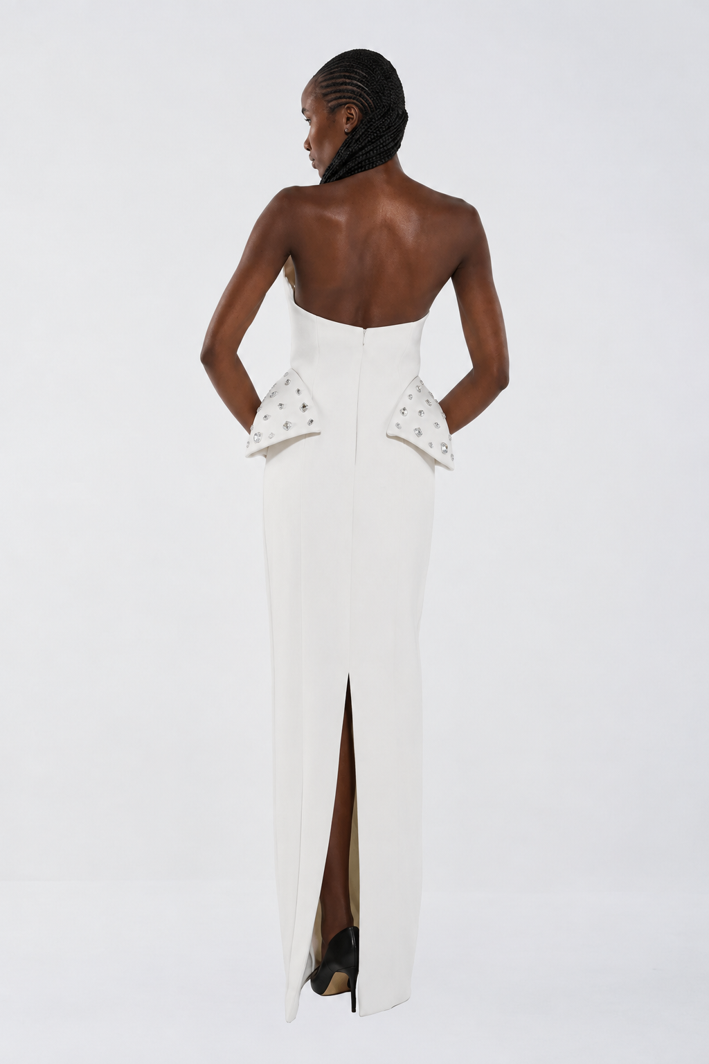 The Strapless Structured Gown