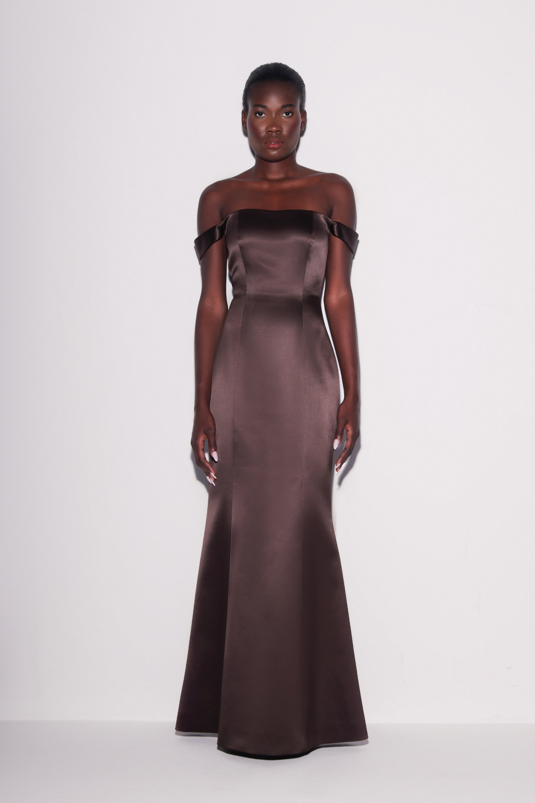 Lustrous Taffeta Mermaid Gown