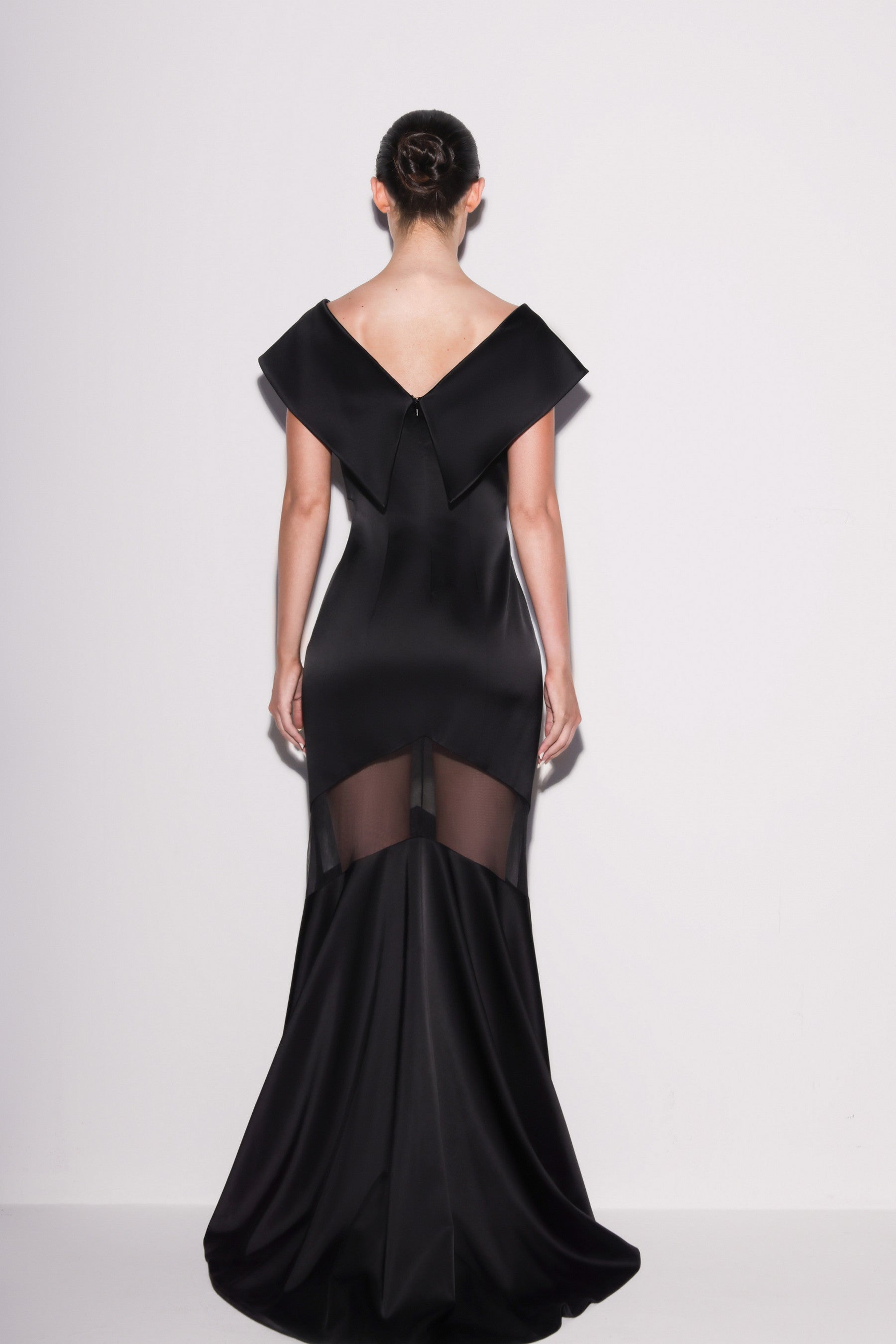 Sculpted T. Crepe Gown