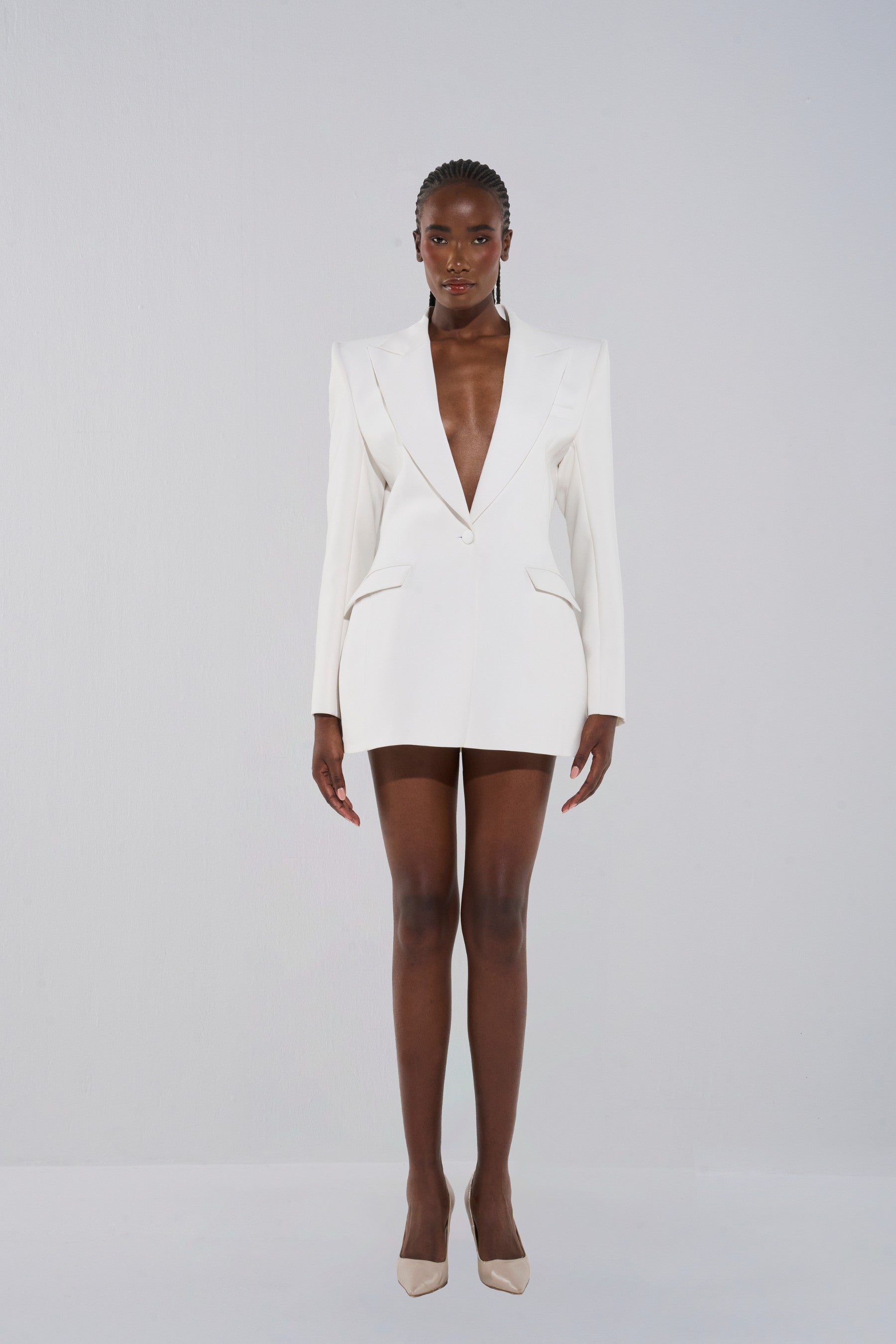 Sleek Single-Breasted Blazer