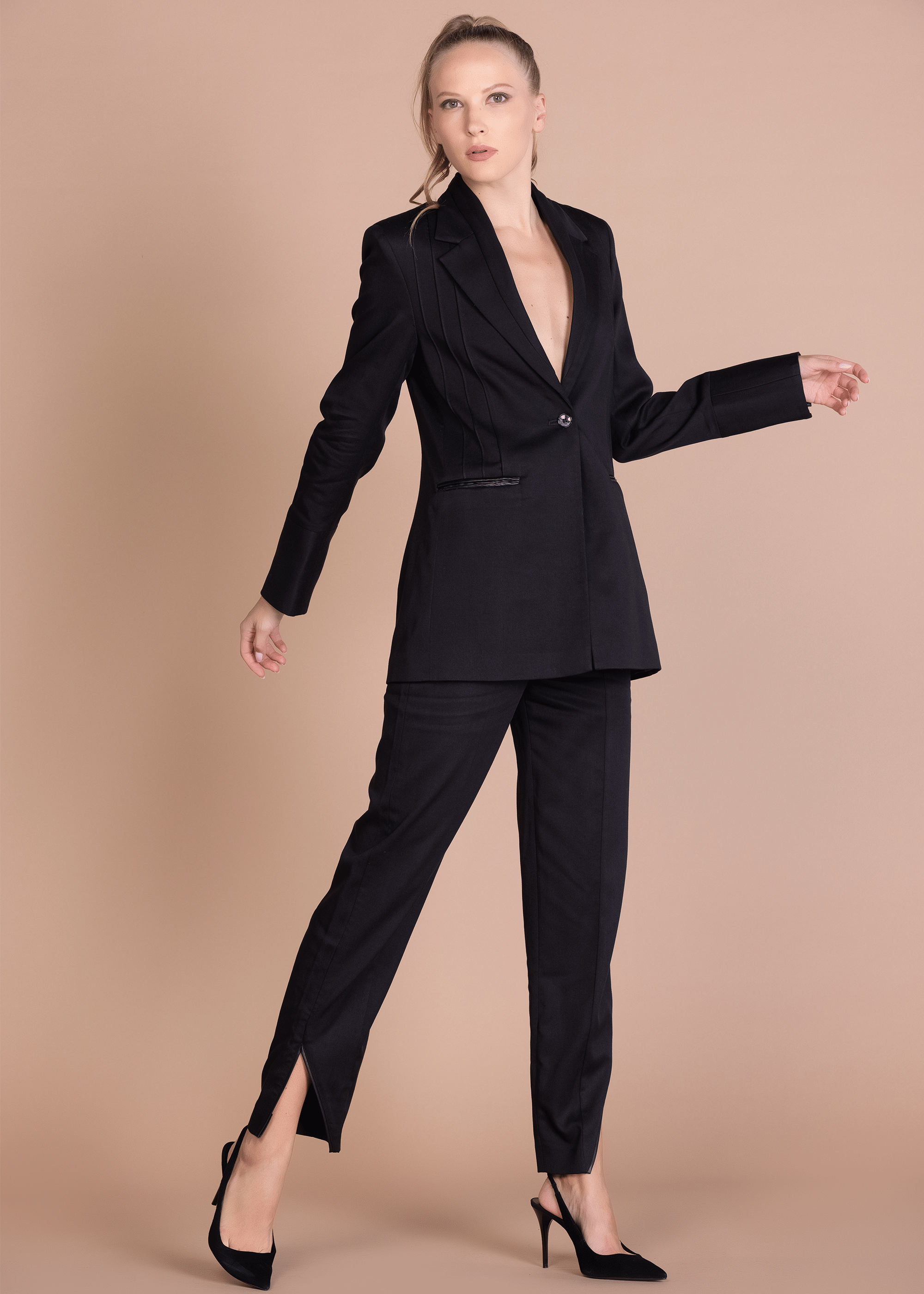 LILI'S NOTCHED COLLAR TROUSER (B2B)