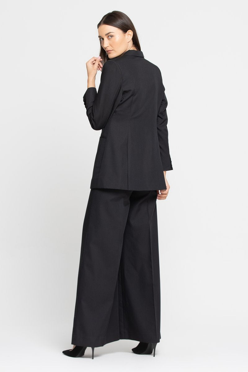 MISS LILI FITTED BLAZER (B2B)