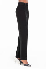 the lili classic sleeveless suit