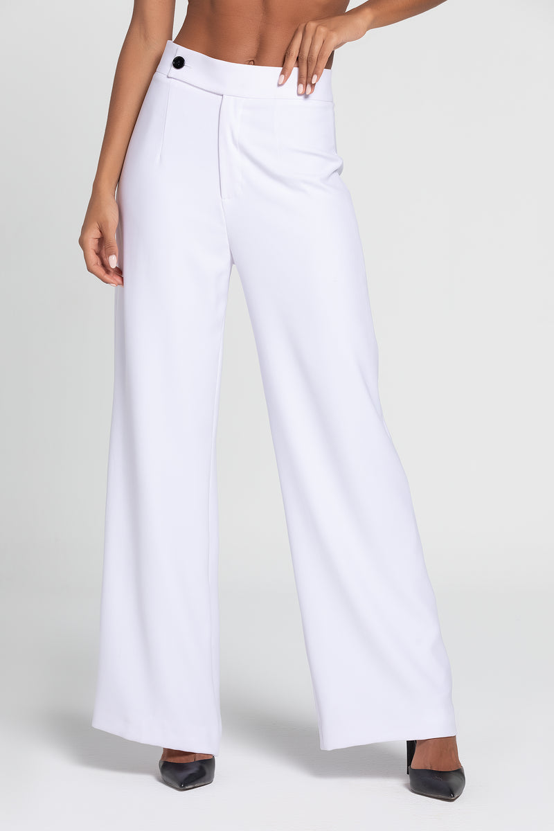 the lili classic sleeveless suit